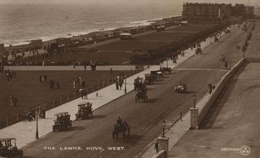 The lawns looking west, Hove.