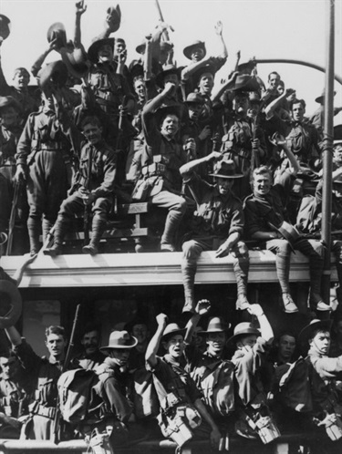 Embarkation of the Australian Naval Military expeditionary Force in Sydney