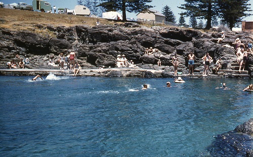 Kiama Rock Pool c.1950's.jpg